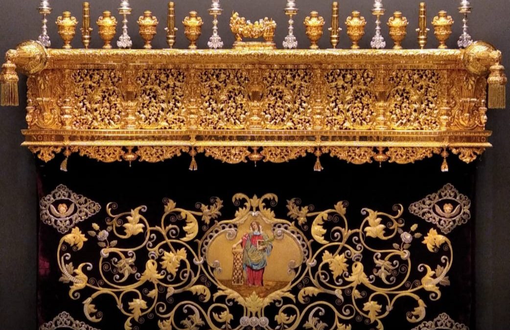 CESIÓN DE ENSERES PARA LA EXPOSICIÓN «IN NOMINE DEI»
