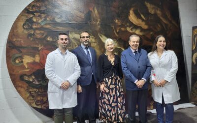 La consejera de Cultura visita la restauración del retablo ‘El Juicio Final’